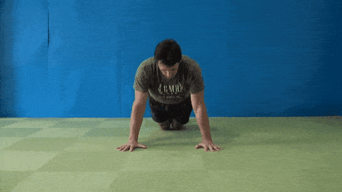 Doing side-to-side Push-up on knee