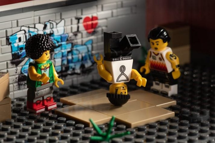 These LEGOS use their bodyweight for their training...it just looks like dancing!