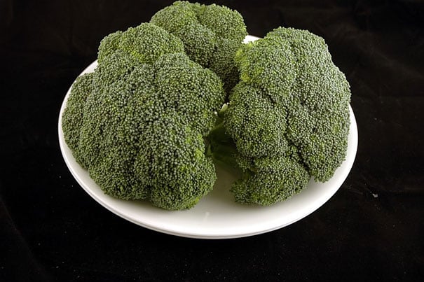 200 calories of broccoli is a huge plate full!