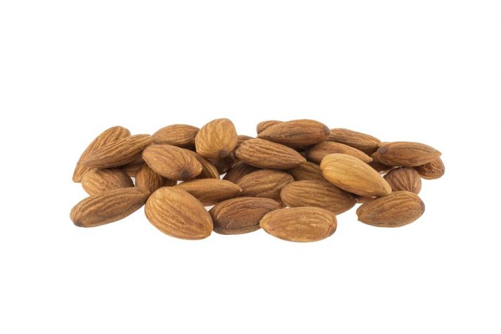 Knowing the correct amount of almonds to eat can help you with your calorie goals.