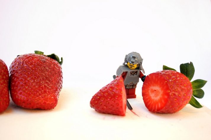 Yes, fruit can be healthy, as this LEGO has figured out by cutting into it.